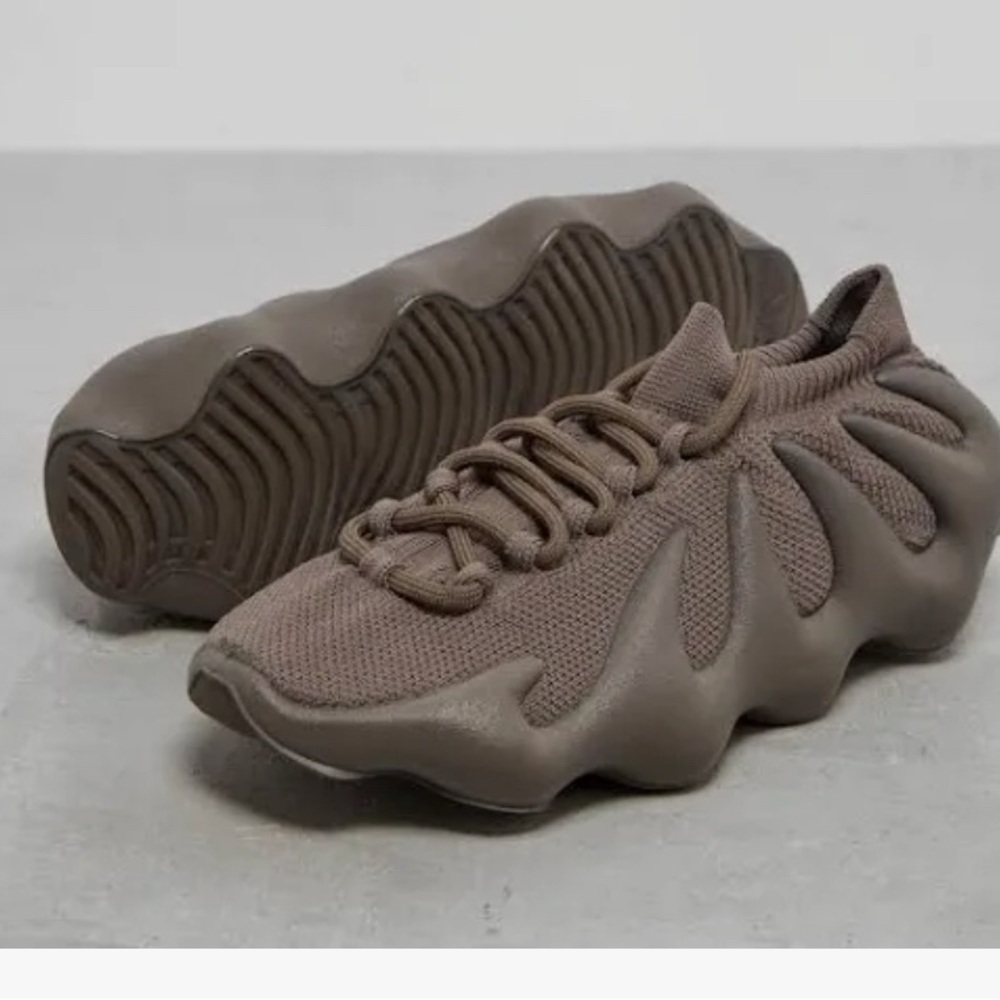 Yeezy 450 Cinder LIKE NEW